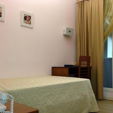 Grand Hotel Regina Salsomaggiore Salsomaggiore Terme Rum bild